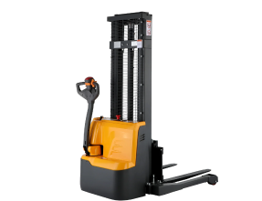 Pallet Jacks / Stackers